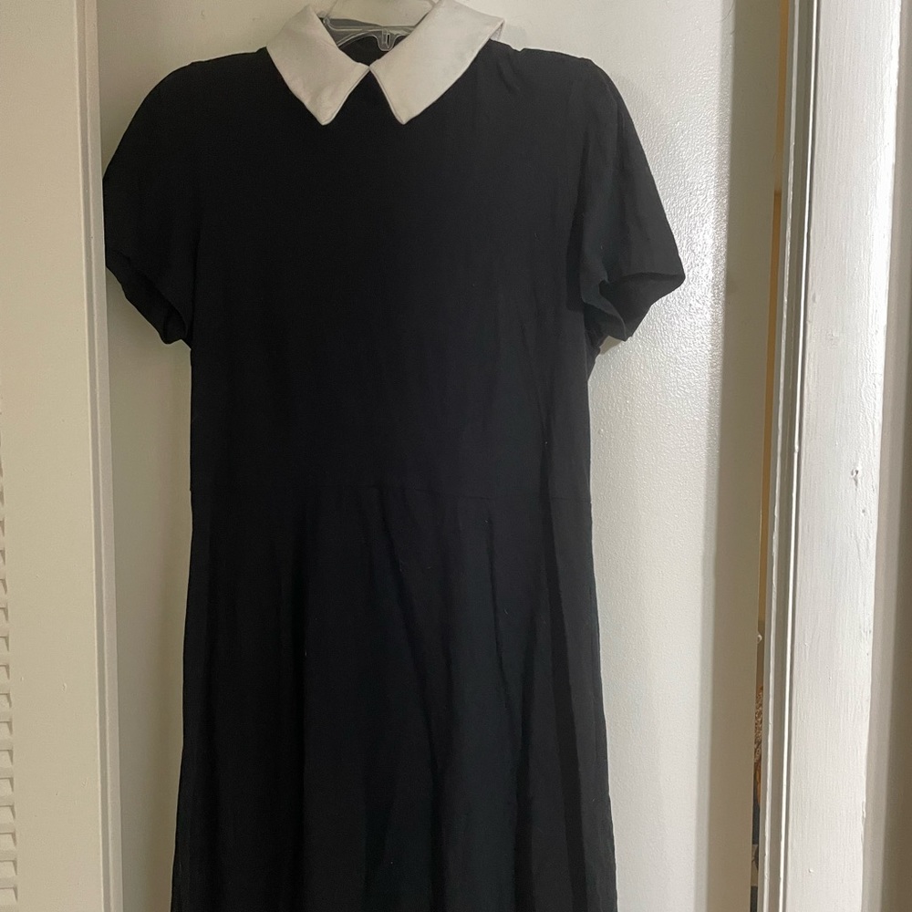 Deandri black and white collar dress size xxl